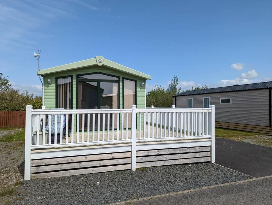 6 Berth Holiday Home On Ocean Edge Near Morecambe Heysham Exterior photo